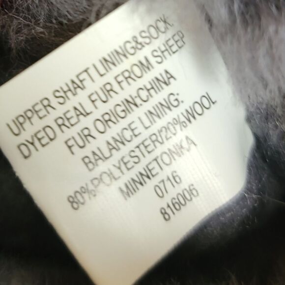 Minnetonka Women’s Olympia Boots Gray Suede Sheepskin Wool Lined Winter Size 7 - Picture 11 of 12